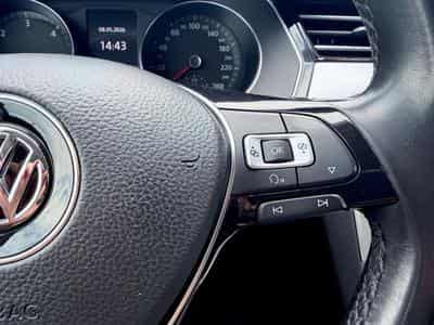 VW Passat Passat Variant 2.0 TDI DSG /NAVI/LED/ACC/AHK/ (2017) - Photo 12