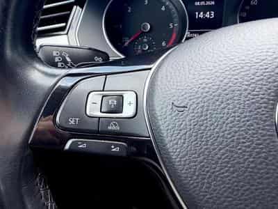 VW Passat Passat Variant 2.0 TDI DSG /NAVI/LED/ACC/AHK/ (2017) - Photo 12