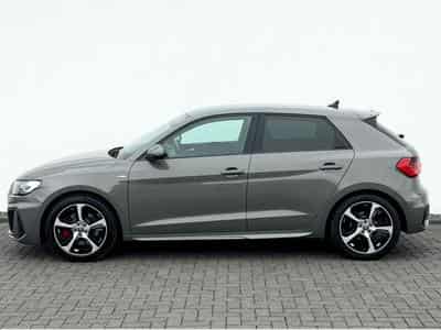 Audi A1 A1 Sportback 40 TFSI S line Sport Plus Paket (2019) - Photo 8