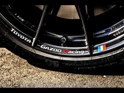 Toyota Yaris GR-FOUR 1.6 TURBO BVM6 4WD - SÉBASTIEN OGIER EDITION – 1 OF (2025) - Photo 9