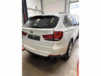 BMW X5 X5 xDrive 30 d/ /7Sitzer/Toit ouvrant Pano/19/bi xénon/Leder (2014) - Photo 2
