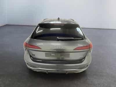 Audi A6 Avant S-Line 2.0 (2025) - Photo 8