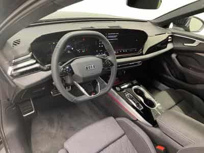 Audi A6 Avant S-Line 2.0 (2025) - Photo 14