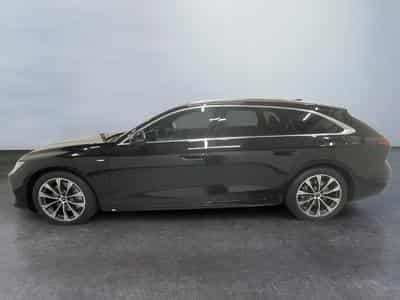 Audi A6 Avant S-Line 2.0 (2025) - Photo 4