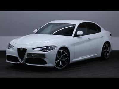 Alfa-Romeo Giulia 2.2 JTD 160 Auto (2022) - Foto 1