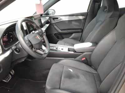 Cupra Leon 1.5 eTSI MHEV Business DSG (2025) - Photo 6