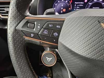 Cupra Leon VZ 2.0 TSI 300cv Caméra/App-Connect (2025) - Foto 11
