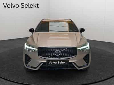 Volvo XC60 B5 AWD Ultra Dark / Essence (2025) - Photo 2