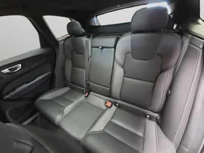 Volvo XC60 B5 AWD Plus Dark / Essence (2025) - Photo 14