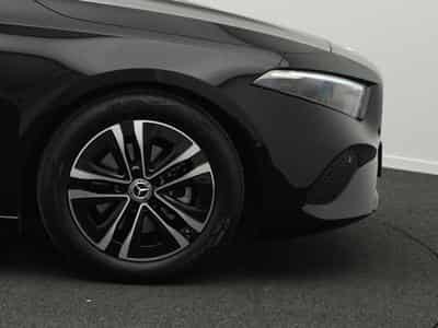 Mercedes A 180 Kompaktlimousine LED+360°+SHZ+MBUX+Apple (2025) - Photo 6