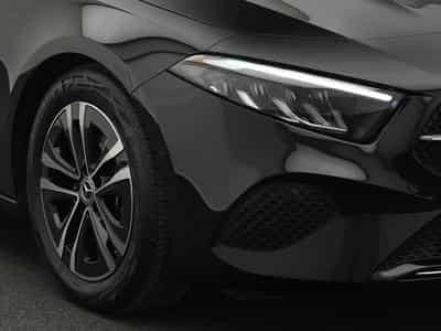 Mercedes A 180 Kompaktlimousine LED+360°+SHZ+MBUX+Apple (2025) - Photo 7