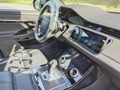 Land-Rover Range Rover Evoque R-Dynamic SE (2020) - Photo 8