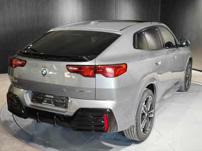 BMW X2 SDRIVE20i PACK M CARPLAY GPS CAMERA 360 TOIT PANO (2024) - Photo 3