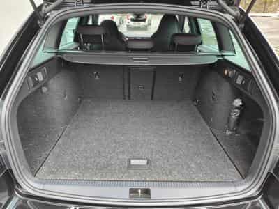 Skoda Octavia Combi RS 2.0 TDI DSG 4X4 CARPLAY GPS SIEGES CHAUFF (2018) - Foto 9