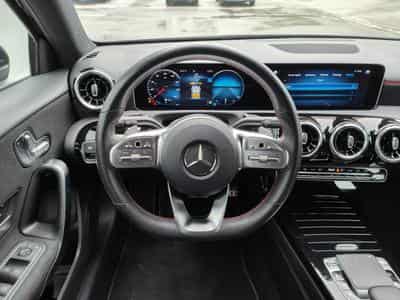 Mercedes A 180 180D PACK AMG CAMERA GPS CARPLAY LED SIEGES ELECTRIQUES (2019) - Photo 12