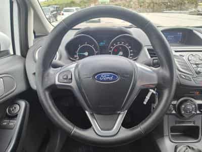 Ford Fiesta 1.5 TDCI 5 PORTES CLIM BLUETOOTH (2016) - Photo 13