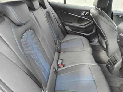 BMW 120 120iA SDRIVE PACK M GPS CARPLAY SIEGES CHAUFFANTS ECLAIRAGE (2021) - Photo 9