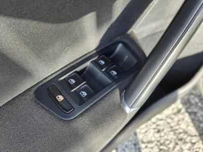 VW Golf 1.0 TSI JOIN GPS CARPLAY CAMERA APS AV/ARR (2018) - Photo 12