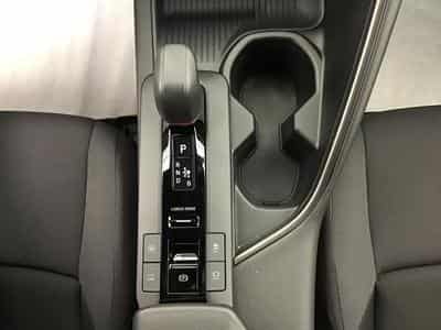 Toyota C-HR 2.0 Plug-In Hybrid 225 Design (2025) - Foto 13