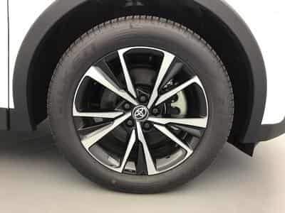 Toyota C-HR 2.0 Plug-In Hybrid 225 Design (2025) - Foto 6