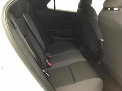 Toyota C-HR 2.0 Plug-In Hybrid 225 Design (2025) - Foto 8