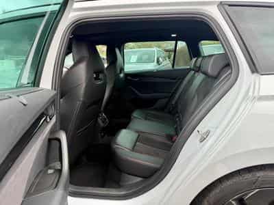 Skoda Octavia Combi 2.0 Tdi RS DSG PANO/CAM/ACC (2023) - Photo 11