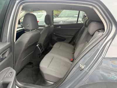 VW Golf 2.0 TDI 150 DSG7 LIFE (2025) - Photo 11