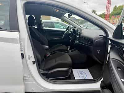 Hyundai Bayon 1.0 T-GDI 100 2WD Aut. Select (2022) - Photo 9