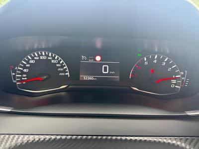 Peugeot 2008 1.2 PureTech 100 Active (2022) - Photo 14