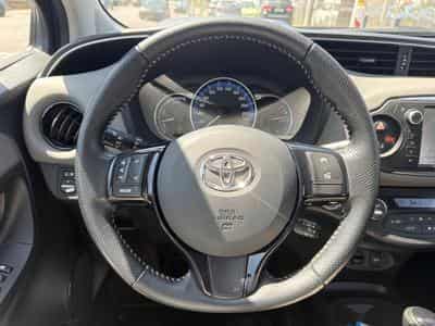 Toyota Yaris 1.5 Hybrid Auto. (2016) - Photo 13