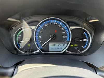 Toyota Yaris 1.5 Hybrid Auto. (2016) - Photo 14