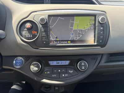 Toyota Yaris 1.5 Hybrid Auto. (2016) - Photo 15