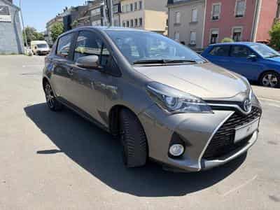 Toyota Yaris 1.5 Hybrid Auto. (2016) - Photo 3