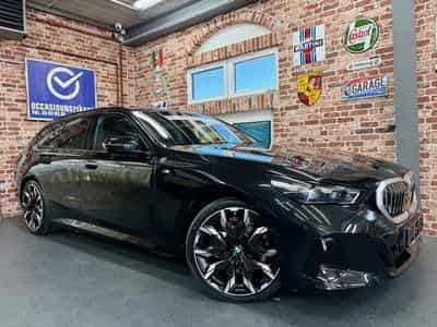 BMW 520 520dA Touring 2.0 197cv Auto HYB-DIE xDrive M-SPORT (2025) - Photo 1