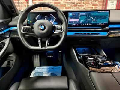BMW 520 520dA Touring 2.0 197cv Auto HYB-DIE xDrive M-SPORT (2025) - Foto 4