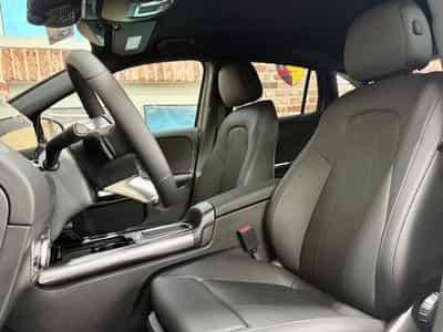 Mercedes GLA 250 GLA 250e 1.3 Hyb-Ess 218cv Auto PROGRESSIVE-LINE (2025) - Foto 5