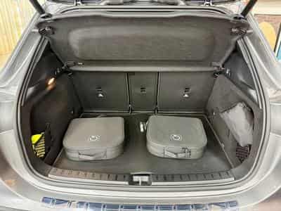 Mercedes GLA 250 GLA 250e 1.3 Hyb-Ess 218cv Auto PROGRESSIVE-LINE (2025) - Foto 7