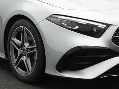 Mercedes A 200 AMG-Line Multi+Kamera+Ambi+MBUX (2024) - Photo 7