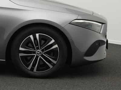 Mercedes A 180 d (1970) - Photo 6