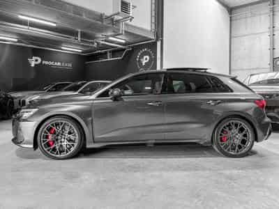 Audi RS3 Sportback 2.5 TFSI quattro/Pano/19/360°/SONOS/SCHALE S/MATRI (2026) - Foto 2