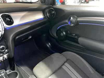 Mini Cooper 2.0 JCW (2023) - Foto 9