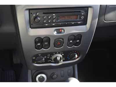 Dacia Duster 4x4 1,6i16V (2012) - Photo 8