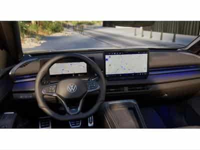 VW T-Roc T-Roc R-Line 1.5 eTSI  (150 CV)/PANO/AHK/360°/VOLL (2026) - Photo 4