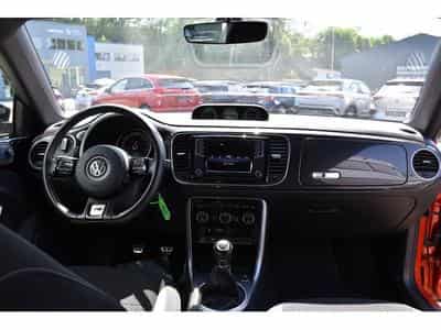 VW Beetle 1.4 TSI R-Line REGUL SG CHFF CAM XENON 1° MAIN (2017) - Foto 9