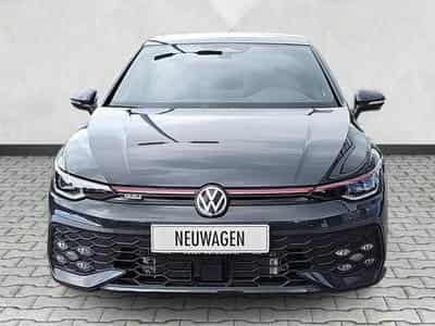 VW Golf 2.0 TSI 195 kW GTI (2026) - Photo 2