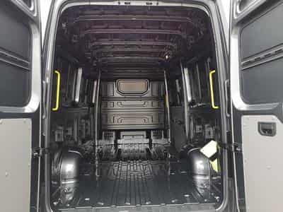 VW Crafter Kasten 35 mittellang Hochdach FWD (2026) - Foto 8