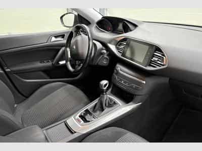 Peugeot 308 SW Puretech (2019) - Photo 11