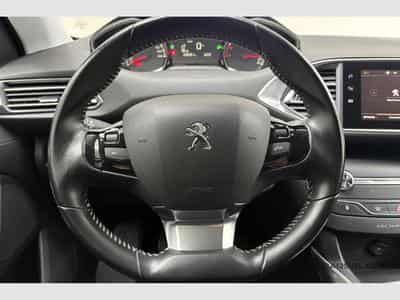 Peugeot 308 SW Puretech (2019) - Photo 7