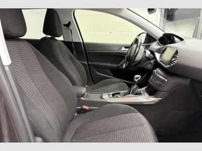 Peugeot 308 SW Puretech (2019) - Photo 9