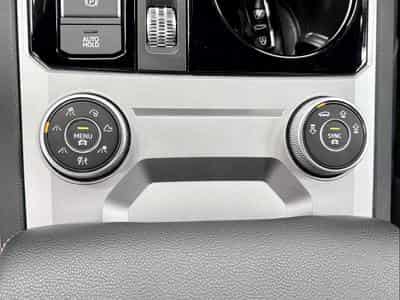 VW Touareg R-Line 4Motion 3.0 TDI 231 CV *PANO *MATRIX* 360° * ATTELAGE (2022) - Foto 15